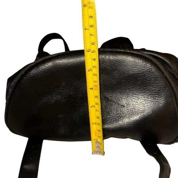 Unlisted By Kenneth Cole Black Pebbled Leather Flap Bucket Backpack Ladies Small - Picture 9 of 11